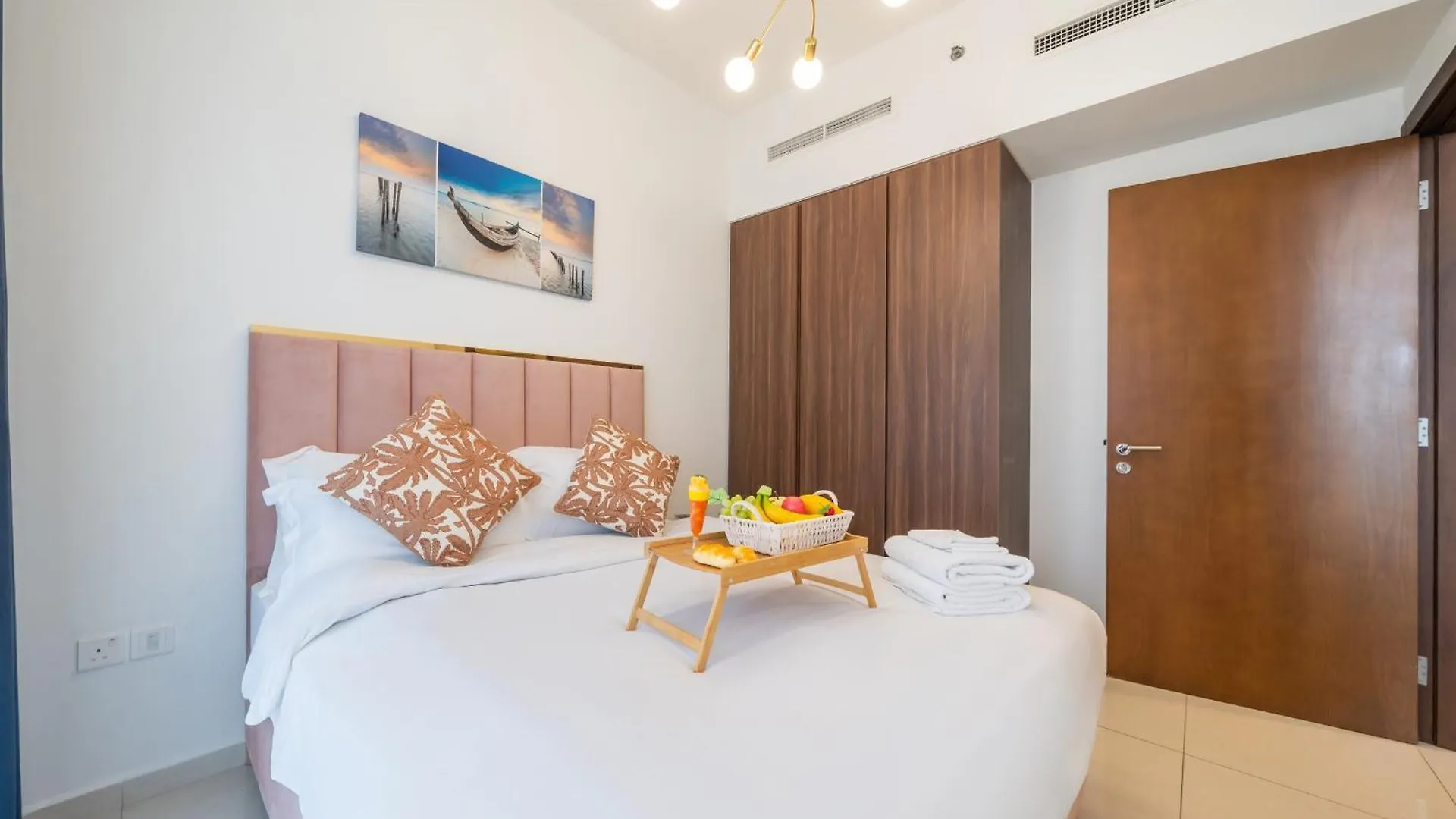 Luxury New 1Br 6-Mins To Dubai Mall & Burj Khalifa 0*,