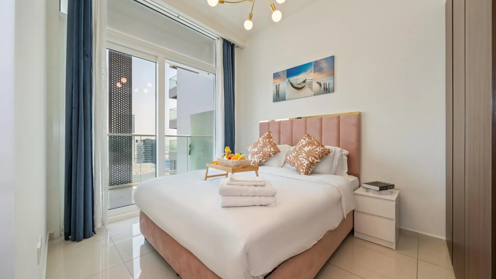 Luxury New 1Br 6-Mins To Dubai Mall & Burj Khalifa Apartment